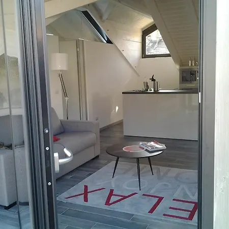 Via Carcano 13 Appartamento