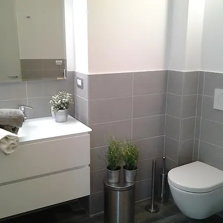 Apartamento Via Carcano 13 Como