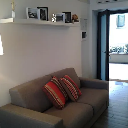 Apartamento Via Carcano 13 *