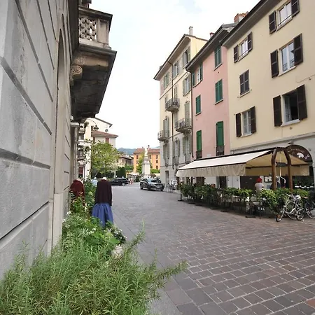 Via Carcano 13 Appartement Como