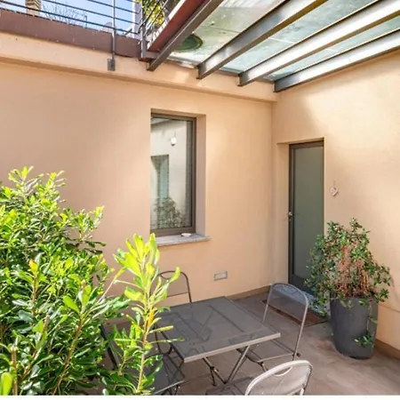 Via Carcano 13 Appartement *