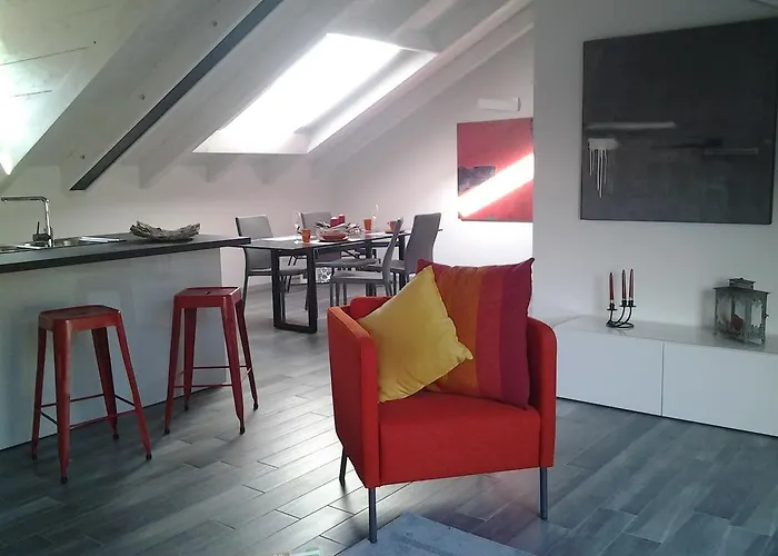 Apartman Via Carcano 13 *